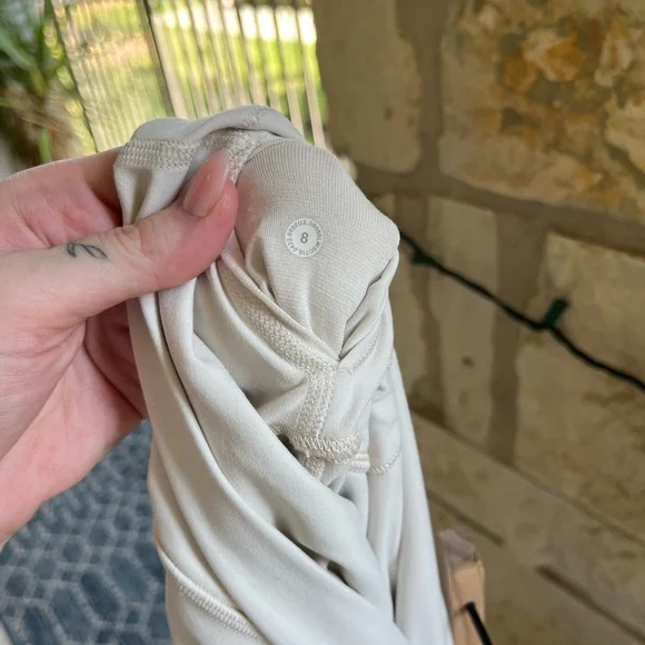 Women's Cream Leggings - Picture 6 of 6